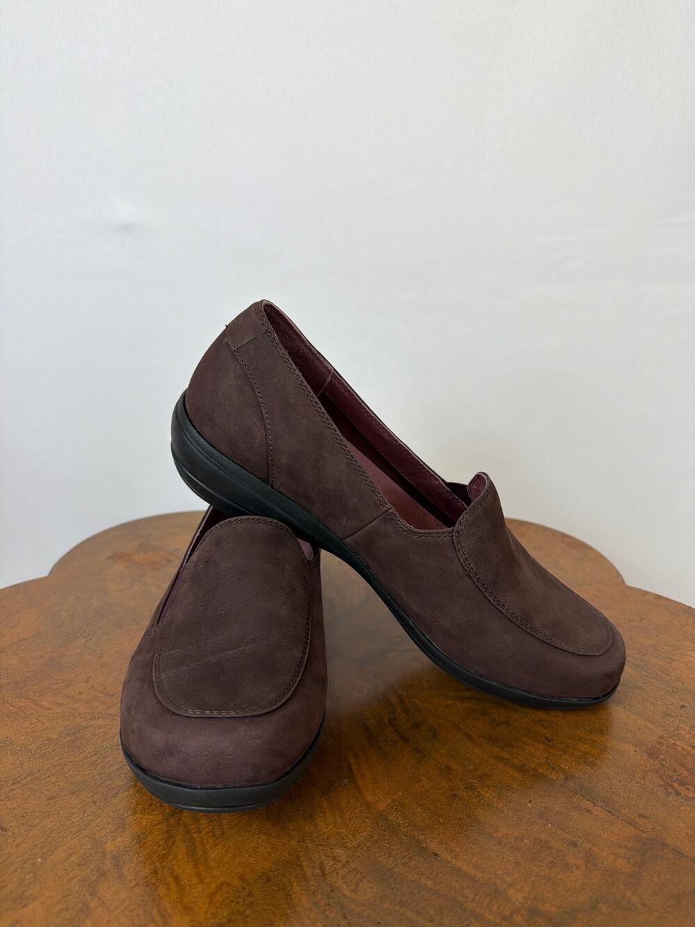 NWT Dansko Brown Marianne Nubuck Shoes Size 9 9.5